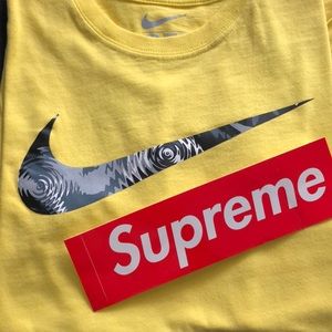 Nike T-Shirt